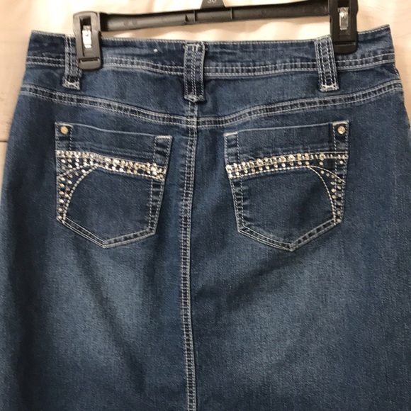 Dress Barn denim distressed hem bling skirt - Picture 7 of 13
